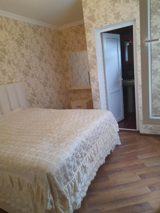 Guest House Ivo ボルジョミ エクステリア 写真